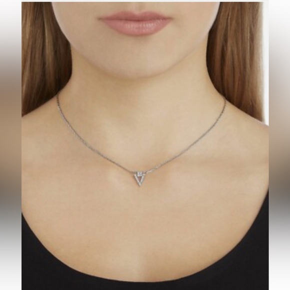 Swarovski FUNK SMALL CRYSTAL NECKLACE CHEVRON 5241271 no box - Picture 1 of 8